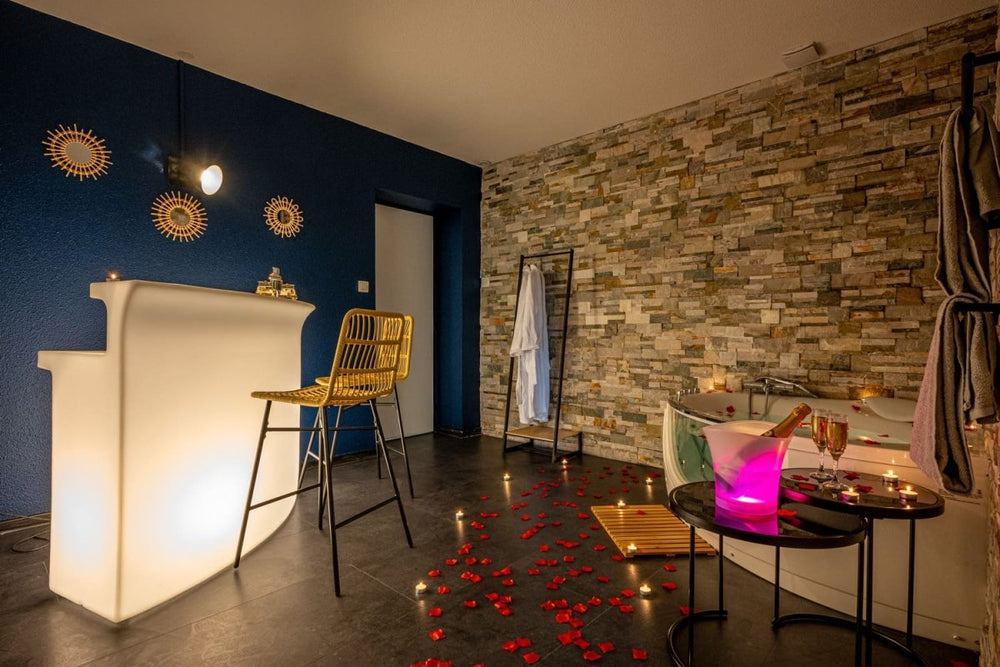 Cocon Relax – L’évasion romantique ultime - Love’nSpa - weekend en amoureux, love rooms avec spa ou jacuzzi privatif6 de Les cocons de Nath - Cocon Relax
