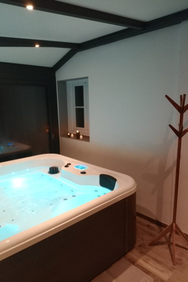 cocon secret - Love’nSpa - weekend en amoureux, love rooms avec spa ou jacuzzi privatif3 de cocon secret
