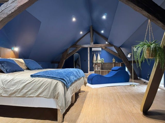 "Cote - et - vins" - La nuit d'Orion - Love’nSpa - weekend en amoureux, love rooms avec spa ou jacuzzi privatif11 de Cote-et-vins - La nuit d'Orion
