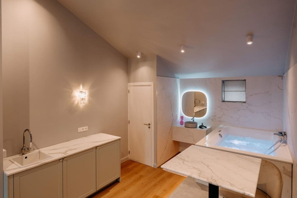 Designer Hotel - Suite Dior - Love’nSpa - weekend en amoureux, love rooms avec spa ou jacuzzi privatif5 de Designer Hotel - Suite Dior
