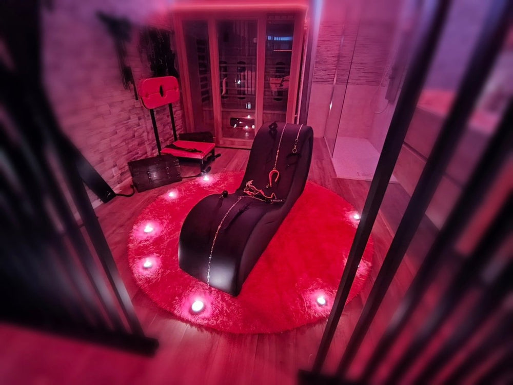 Désirs Interdits - Love’nSpa - weekend en amoureux, love rooms avec spa ou jacuzzi privatif4 de La Villa Donuts
