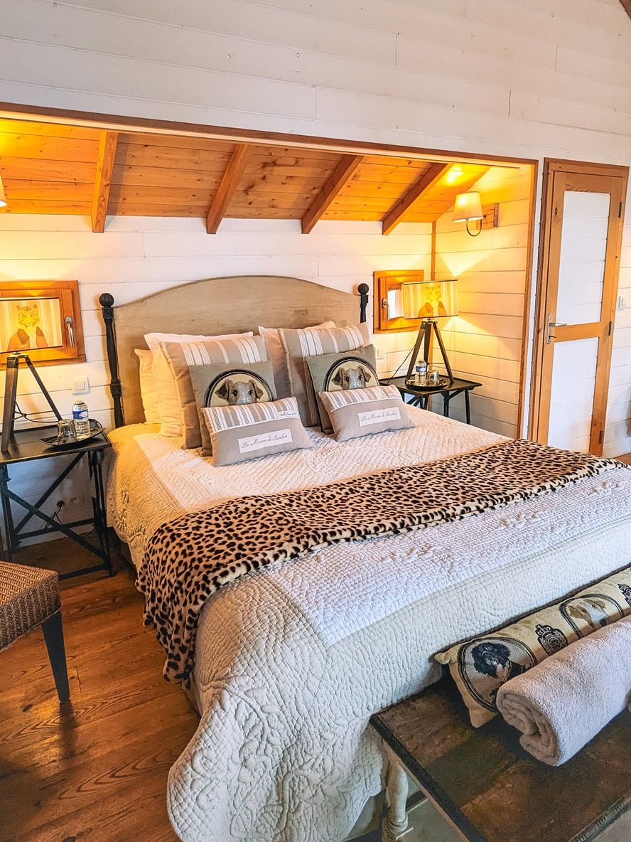 Domaine de Pech et Lafon - Cabane Out of Africa - Love’nSpa - weekend en amoureux, love rooms avec spa ou jacuzzi privatif1 de Domaine de Pech et Lafon - Cabane Out of Africa
