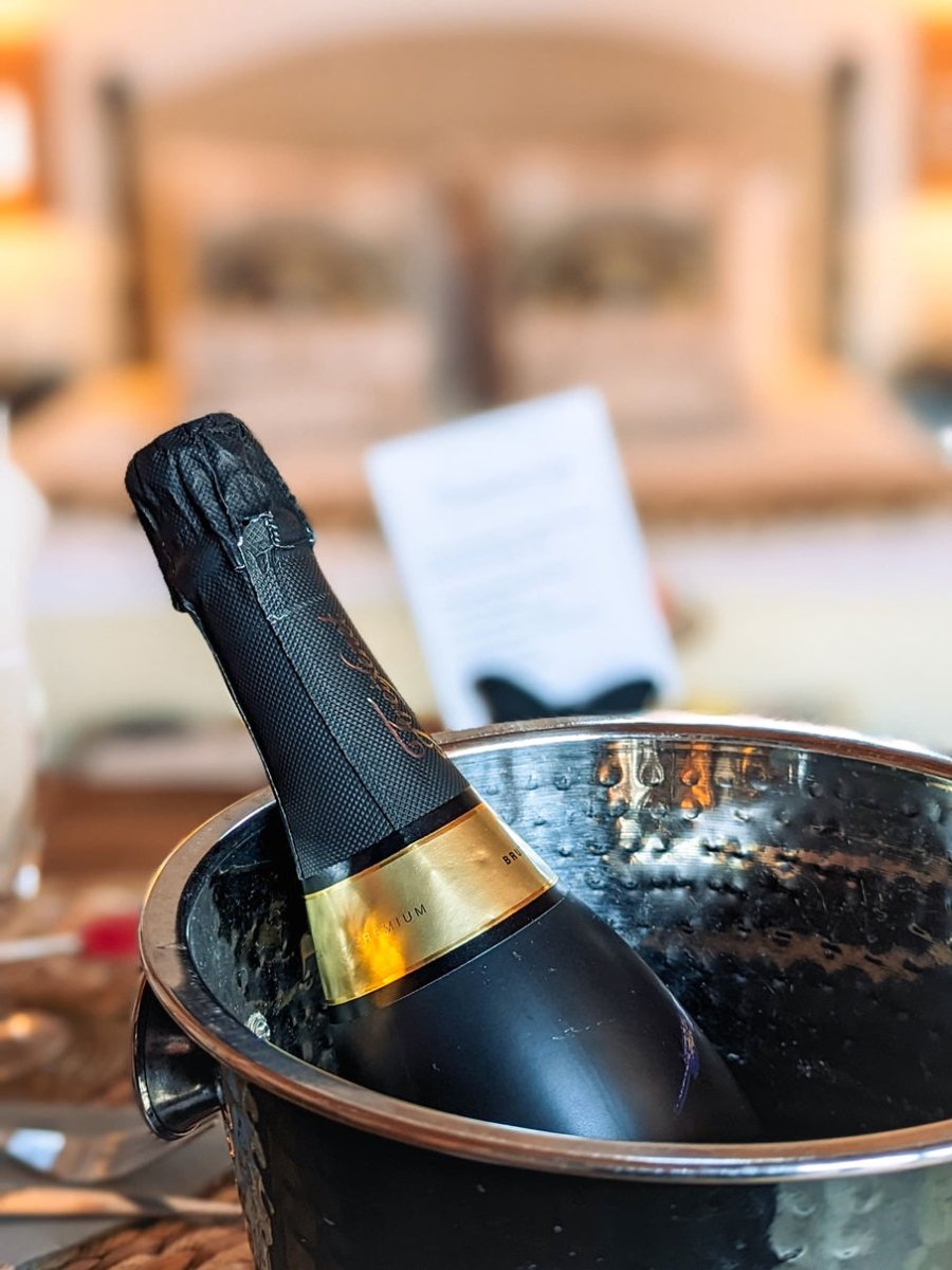 Domaine de Pech et Lafon - Cabane Out of Africa - Love’nSpa - weekend en amoureux, love rooms avec spa ou jacuzzi privatif3 de Domaine de Pech et Lafon - Cabane Out of Africa
