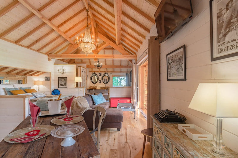 Domaine de Pech et Lafon - Cabane Spa Dolce Vita - Love’nSpa - weekend en amoureux, love rooms avec spa ou jacuzzi privatif4 de Domaine de Pech et Lafon - Cabane Spa Dolce Vita
