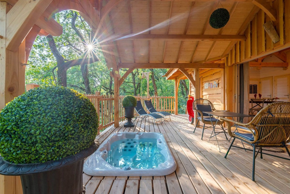 Domaine de Pech et Lafon - Cabane Spa Dolce Vita - Love’nSpa - weekend en amoureux, love rooms avec spa ou jacuzzi privatif1 de Domaine de Pech et Lafon - Cabane Spa Dolce Vita
