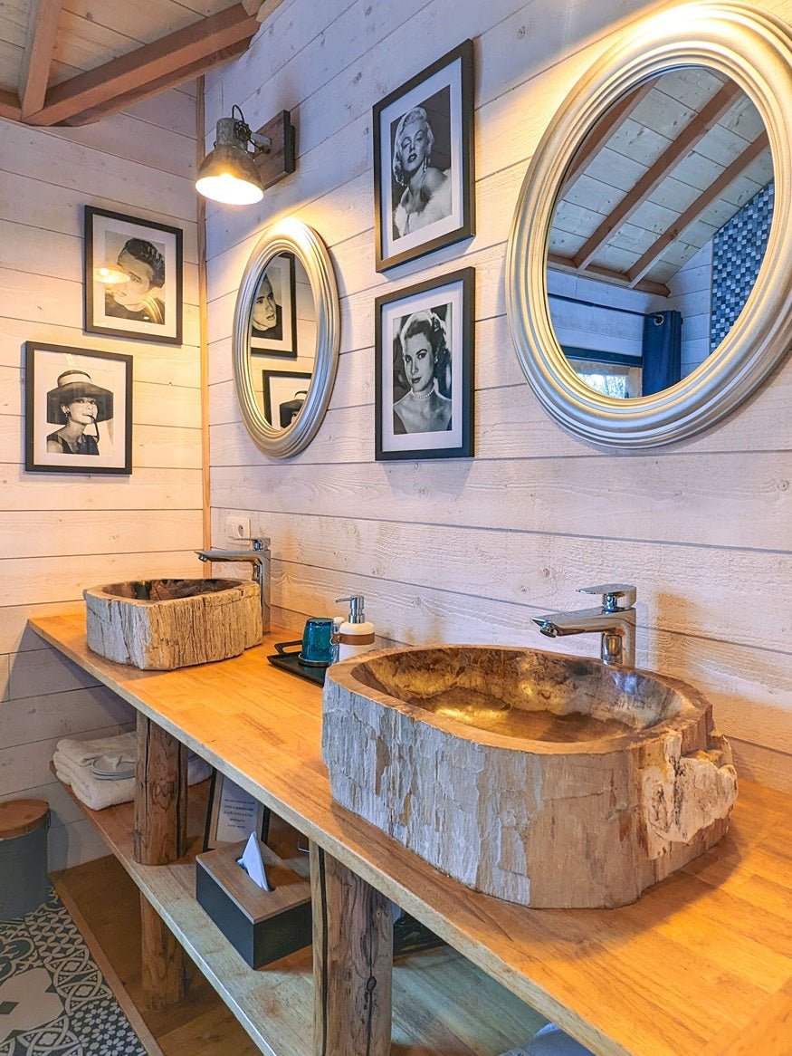 Domaine de Pech et Lafon - Cabane Spa Vintage - Love’nSpa - weekend en amoureux, love rooms avec spa ou jacuzzi privatif6 de Domaine de Pech et Lafon - Cabane Spa Vintage
