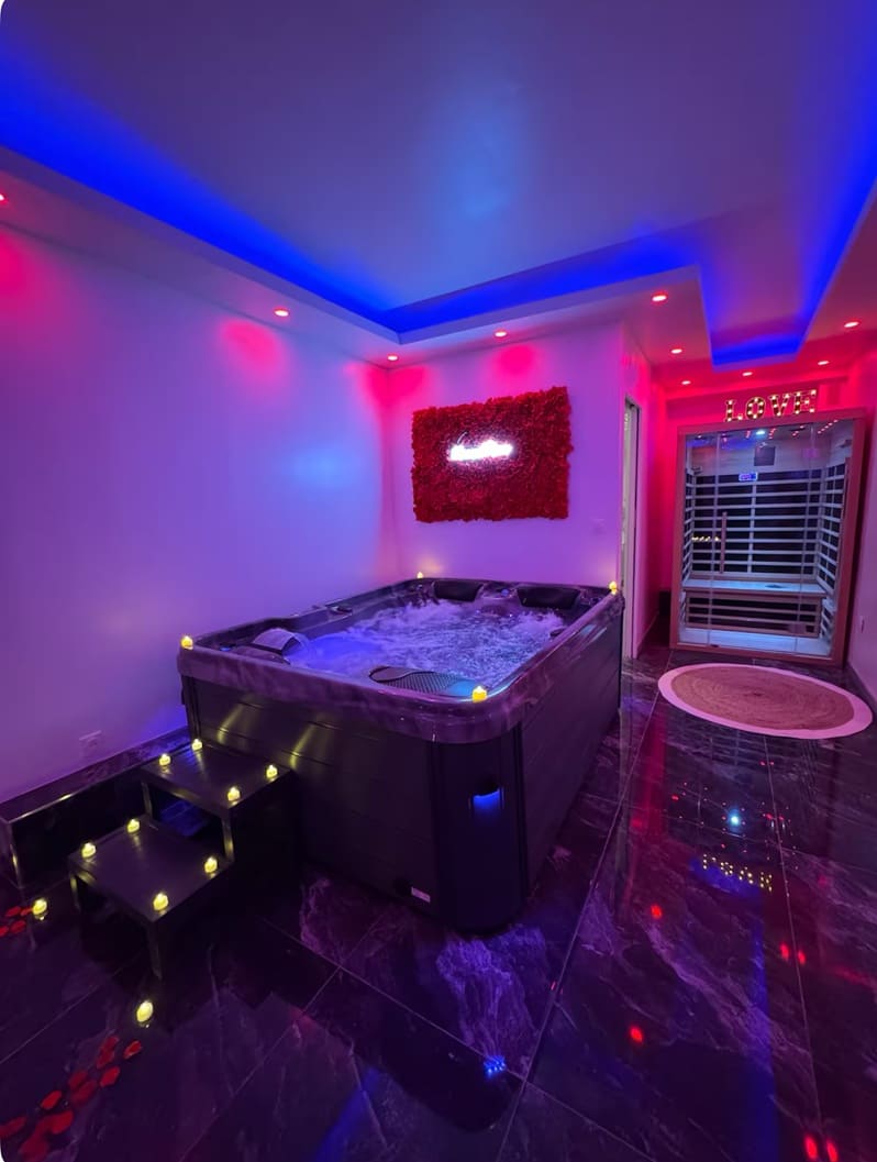 DreamRoom - Love’nSpa - weekend en amoureux, love rooms avec spa ou jacuzzi privatif3 de DreamRoom
