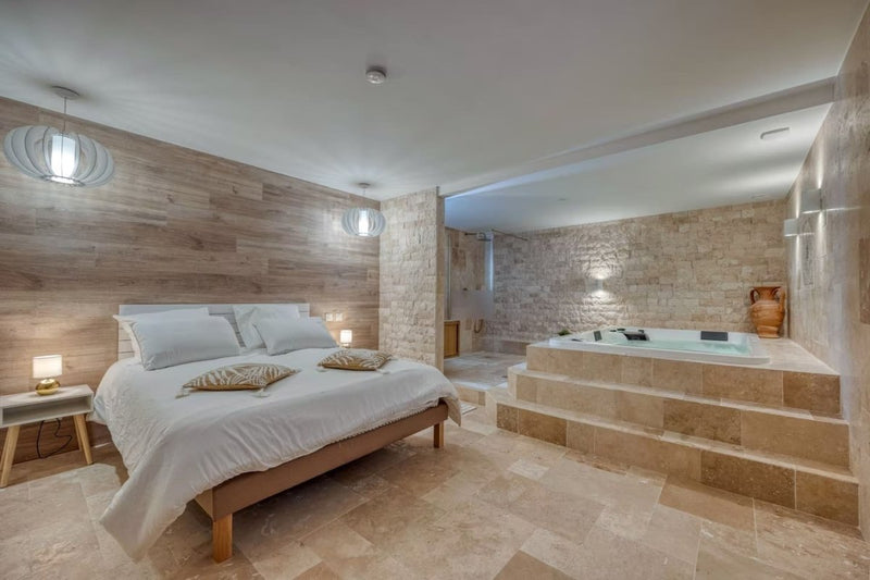 Échappée Bulle - Love’nSpa - weekend en amoureux, love rooms avec spa ou jacuzzi privatif