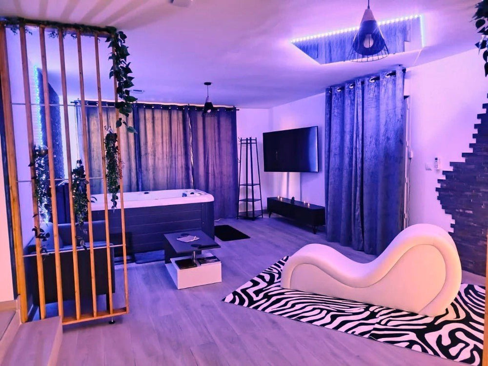 Emoi de toi - Love’nSpa - weekend en amoureux, love rooms avec spa ou jacuzzi privatif1 de Emoi de toi
