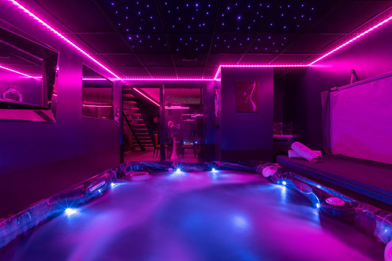 Espace évasions - Le Loft Love - Love’nSpa - weekend en amoureux, love rooms avec spa ou jacuzzi privatif