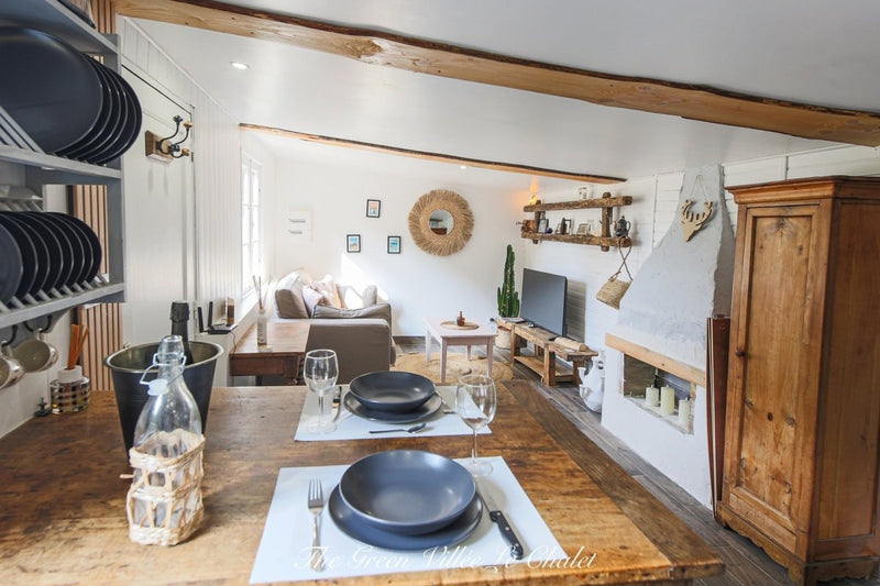 Green Villée - CHARMANT CHALET - Love’nSpa - weekend en amoureux, love rooms avec spa ou jacuzzi privatif