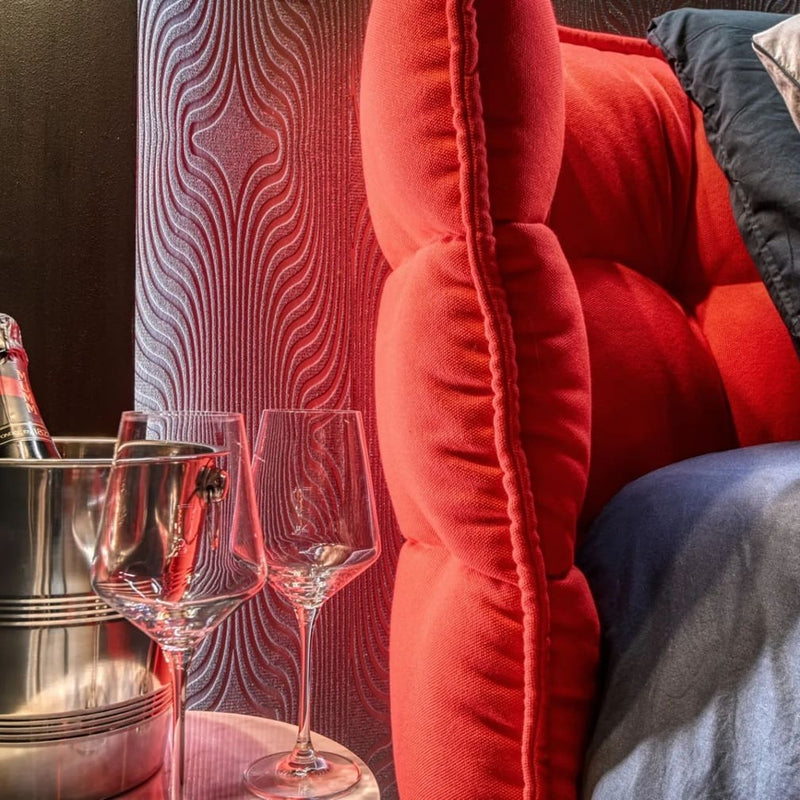 Insolite escapade - Love’nSpa - weekend en amoureux, love rooms avec spa ou jacuzzi privatif4 de Insolite escapade
