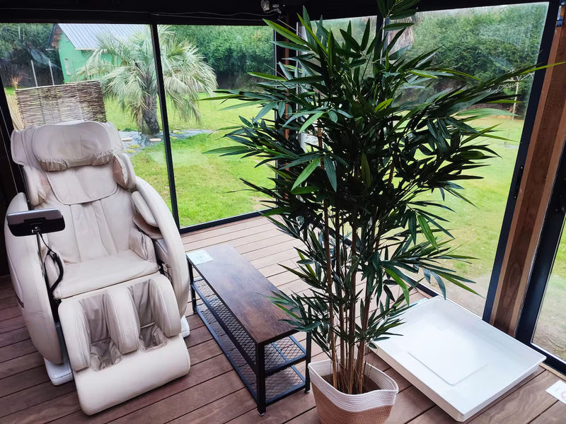 Jacuzzi XXL+ Charme et Caractères de campagne - Love’nSpa - weekend en amoureux, love rooms avec spa ou jacuzzi privatif3 de Jacuzzi XXL+ Charme et Caractères de campagne
