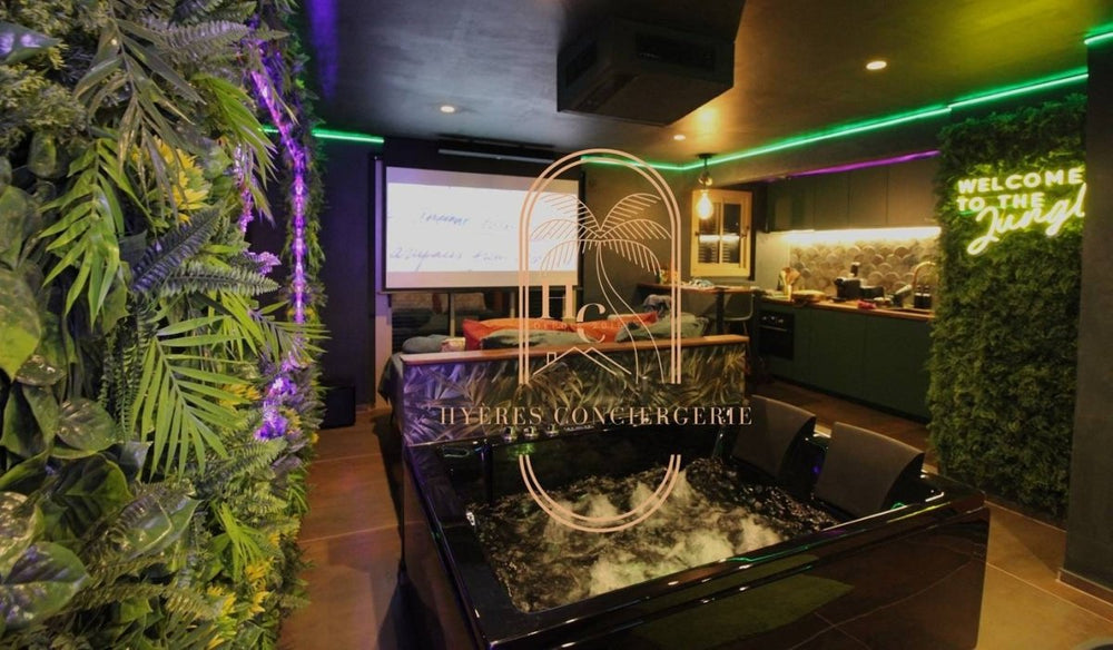 Jungle Hyères Love Room - Love’nSpa - weekend en amoureux, love rooms avec spa ou jacuzzi privatif4 de Jungle Hyères Love Room
