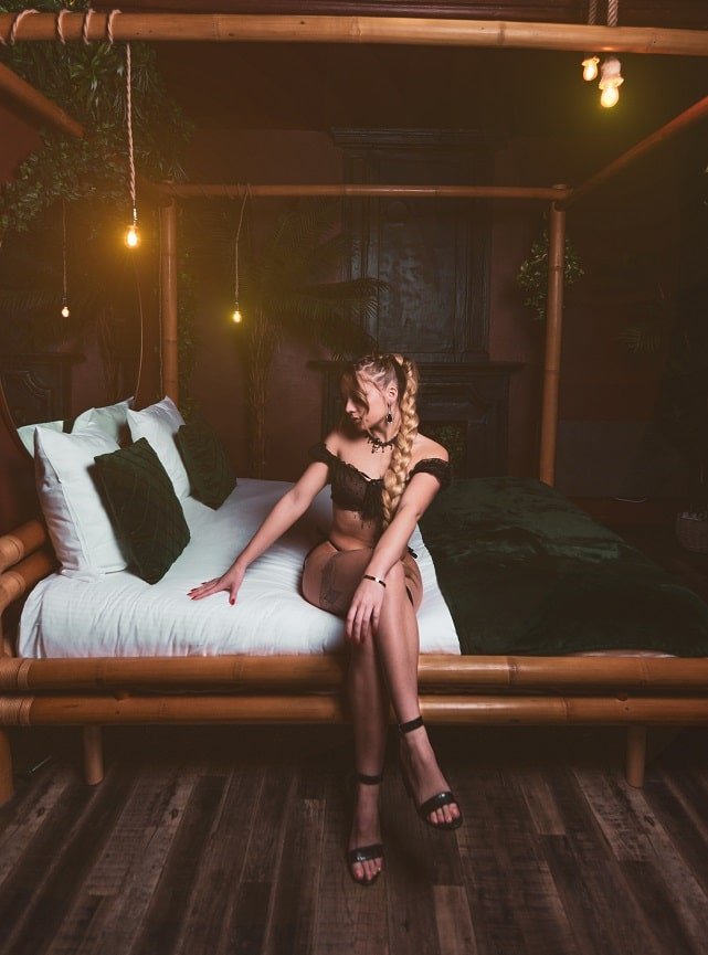 La Bayeuzen - La Tropicale - Love’nSpa - weekend en amoureux, love rooms avec spa ou jacuzzi privatif7 de La Bayeuzen - La Tropicale
