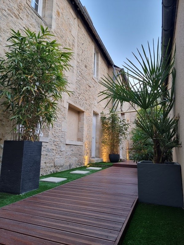 La Bayeuzen - Le Jardin - Love’nSpa - weekend en amoureux, love rooms avec spa ou jacuzzi privatif13 de La Bayeuzen - Le Jardin
