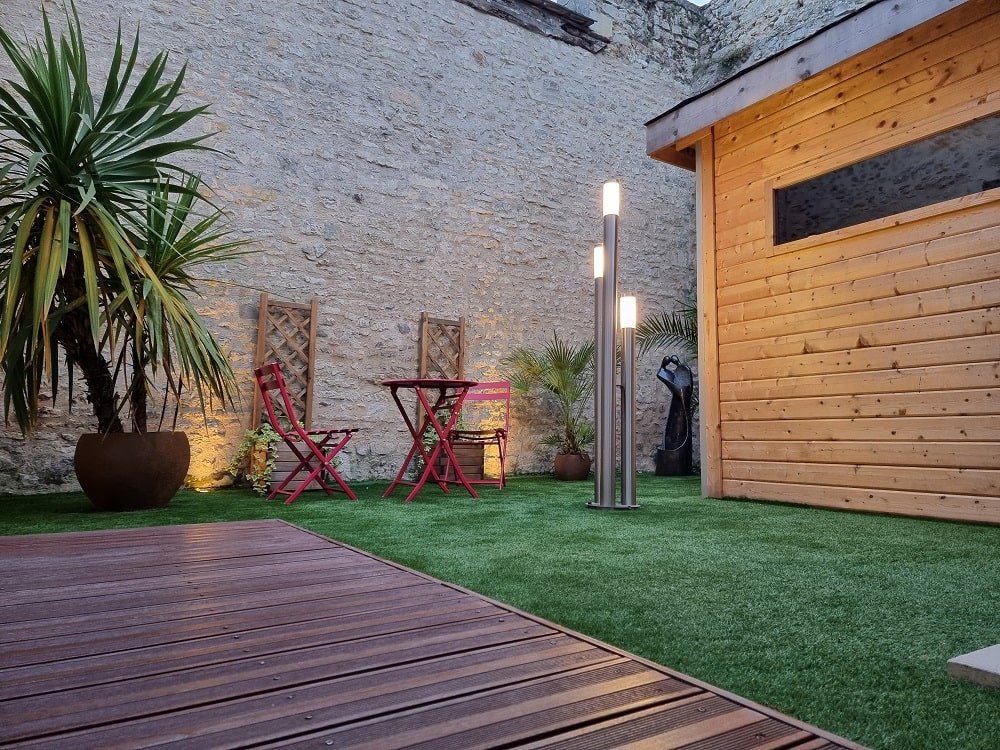 La Bayeuzen - Le Jardin - Love’nSpa - weekend en amoureux, love rooms avec spa ou jacuzzi privatif10 de La Bayeuzen - Le Jardin
