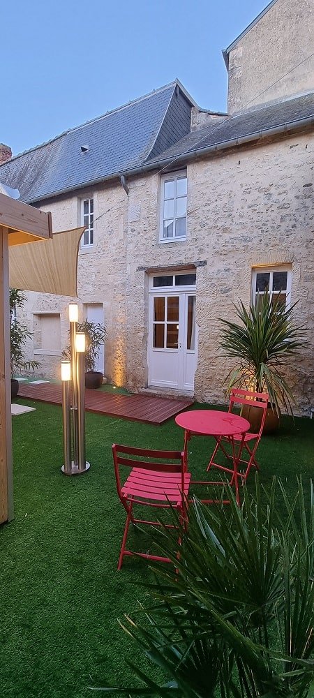 La Bayeuzen - Le Jardin - Love’nSpa - weekend en amoureux, love rooms avec spa ou jacuzzi privatif12 de La Bayeuzen - Le Jardin
