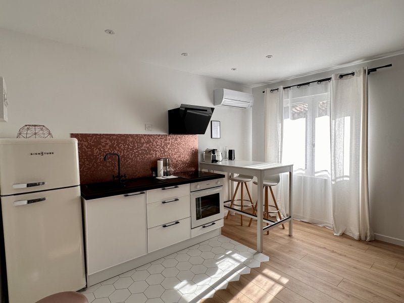 La Belle Nuit - Nuit Eternelle - Love’nSpa - weekend en amoureux, love rooms avec spa ou jacuzzi privatif12 de La Belle Nuit - Nuit Eternelle
