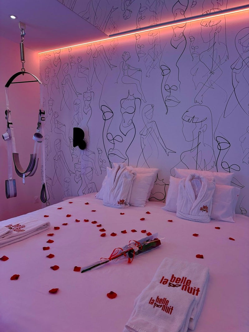 La Belle Nuit - Nuit Eternelle - Love’nSpa - weekend en amoureux, love rooms avec spa ou jacuzzi privatif1 de La Belle Nuit - Nuit Eternelle
