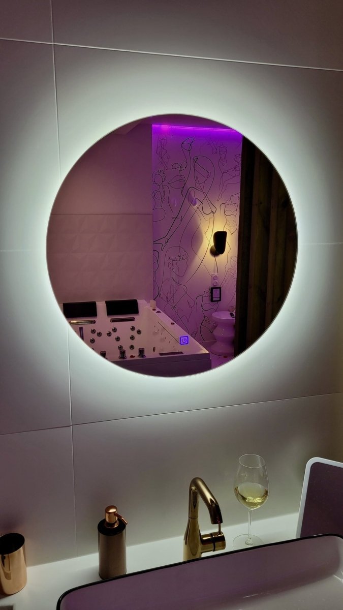 La Belle Nuit - Nuit Eternelle - Love’nSpa - weekend en amoureux, love rooms avec spa ou jacuzzi privatif6 de La Belle Nuit - Nuit Eternelle
