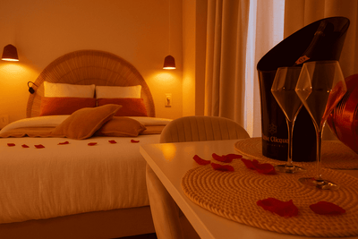 La Cadurcienne - Love’nSpa - weekend en amoureux, love rooms avec spa ou jacuzzi privatif