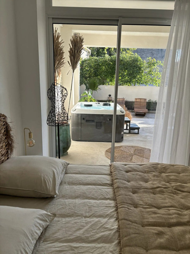 La cour des plaisirs - Love’nSpa - weekend en amoureux, love rooms avec spa ou jacuzzi privatif