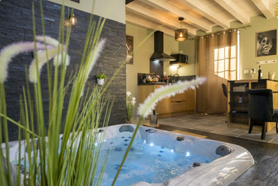 La Dépendance de Victoria Rose - Love’nSpa - weekend en amoureux, love rooms avec spa ou jacuzzi privatif