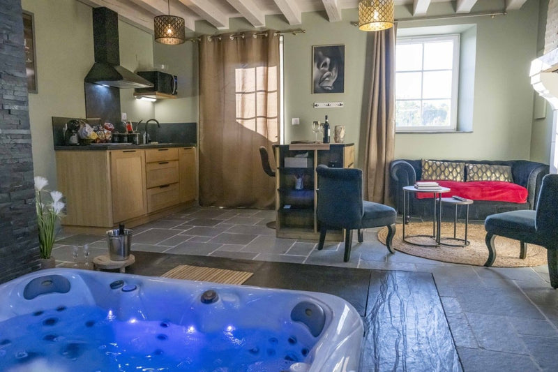 La Dépendance de Victoria Rose - Love’nSpa - weekend en amoureux, love rooms avec spa ou jacuzzi privatif