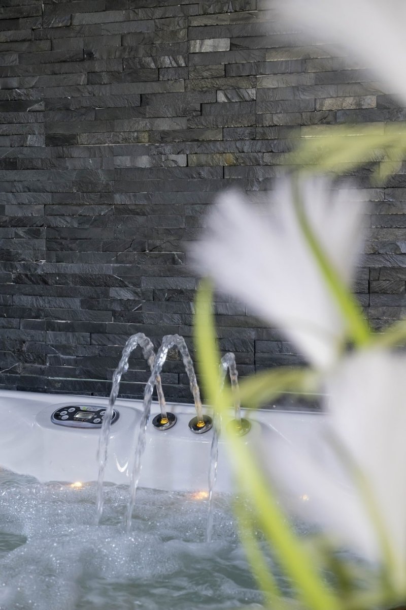 La Dépendance de Victoria Rose - Love’nSpa - weekend en amoureux, love rooms avec spa ou jacuzzi privatif