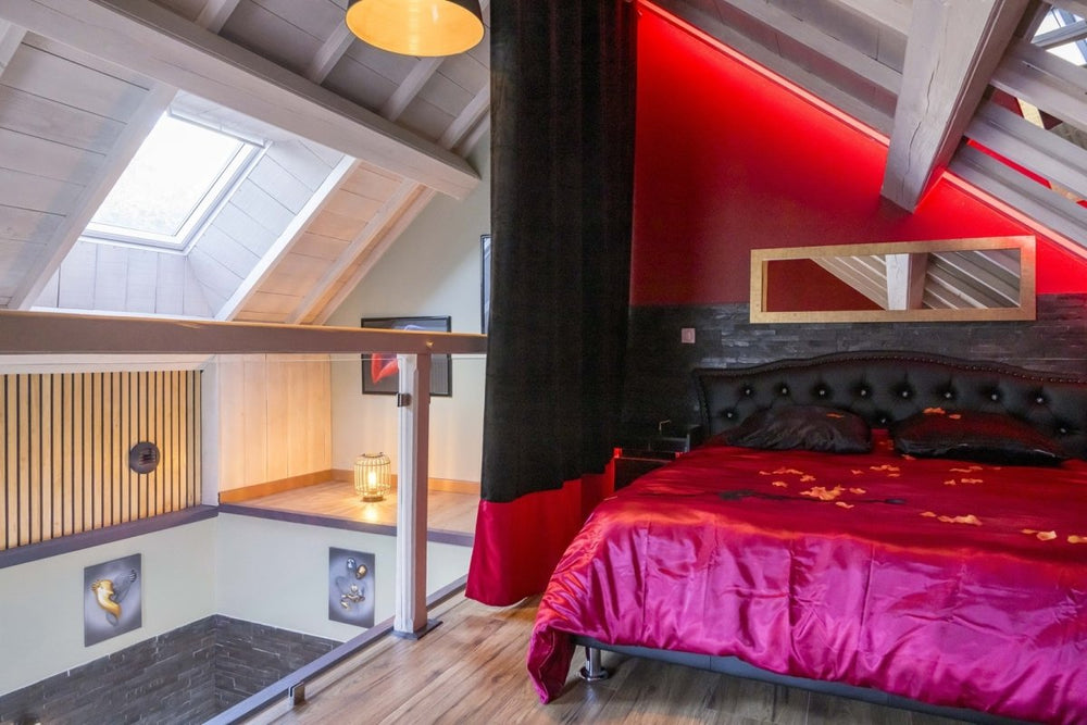 La Dépendance de Victoria Rose - Love’nSpa - weekend en amoureux, love rooms avec spa ou jacuzzi privatif1 de La Dépendance de Victoria Rose
