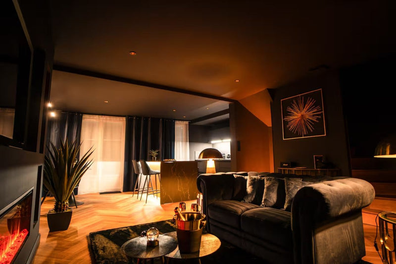 LA FAVORITE ROOM - Love’nSpa - weekend en amoureux, love rooms avec spa ou jacuzzi privatif