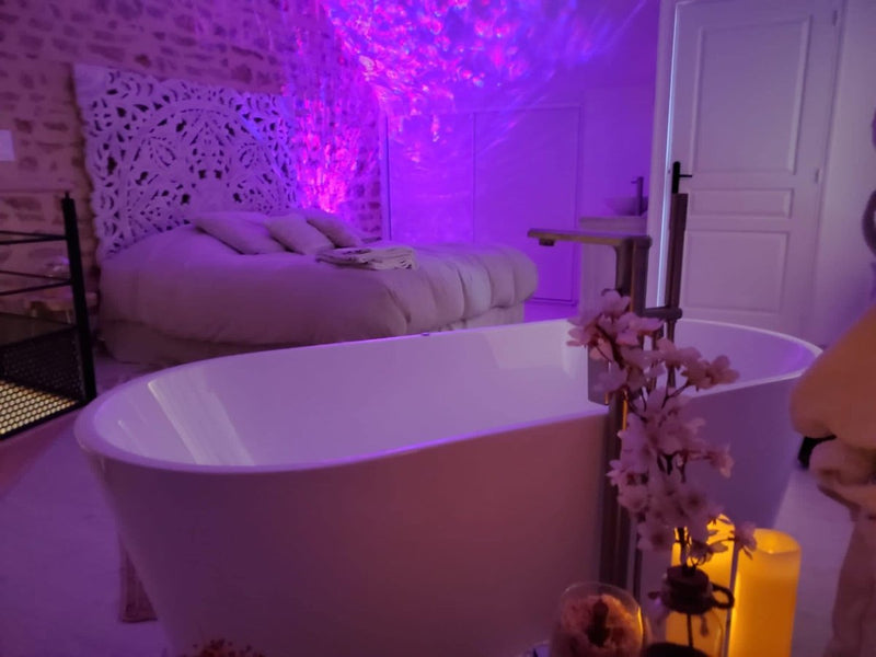 La Grange Epicurienne - Love’nSpa - weekend en amoureux, love rooms avec spa ou jacuzzi privatif2 de La Grange Epicurienne
