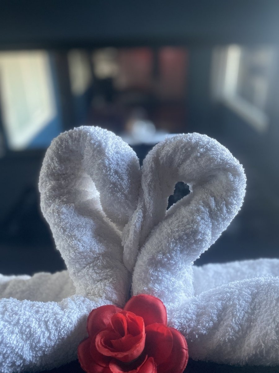 LA LOVE Marseille - Love’nSpa - weekend en amoureux, love rooms avec spa ou jacuzzi privatif8 de LA LOVE Marseille
