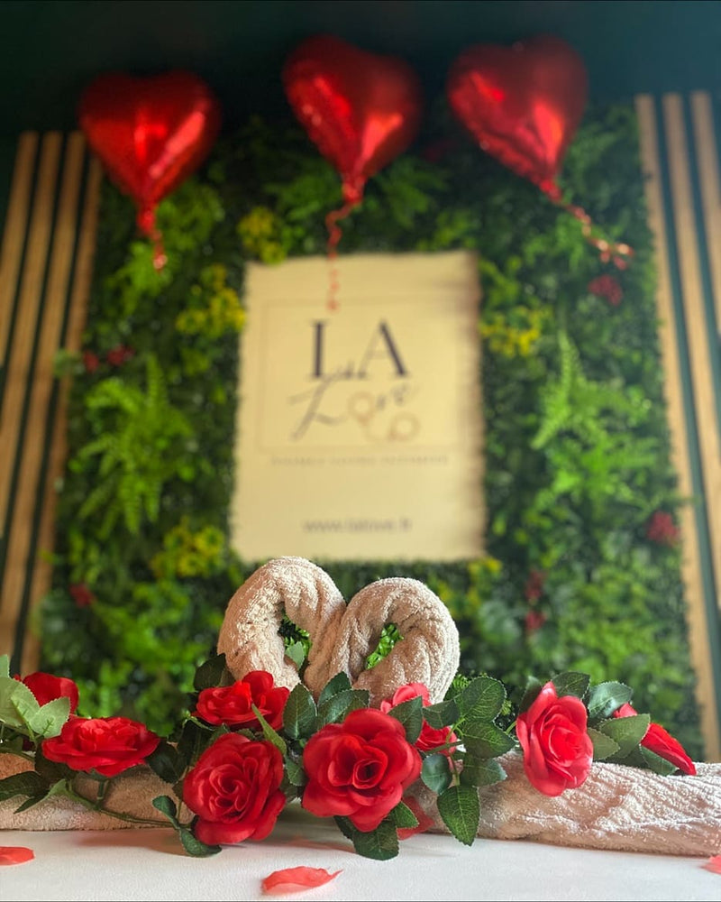 LA LOVE Marseille - Love’nSpa - weekend en amoureux, love rooms avec spa ou jacuzzi privatif4 de LA LOVE Marseille
