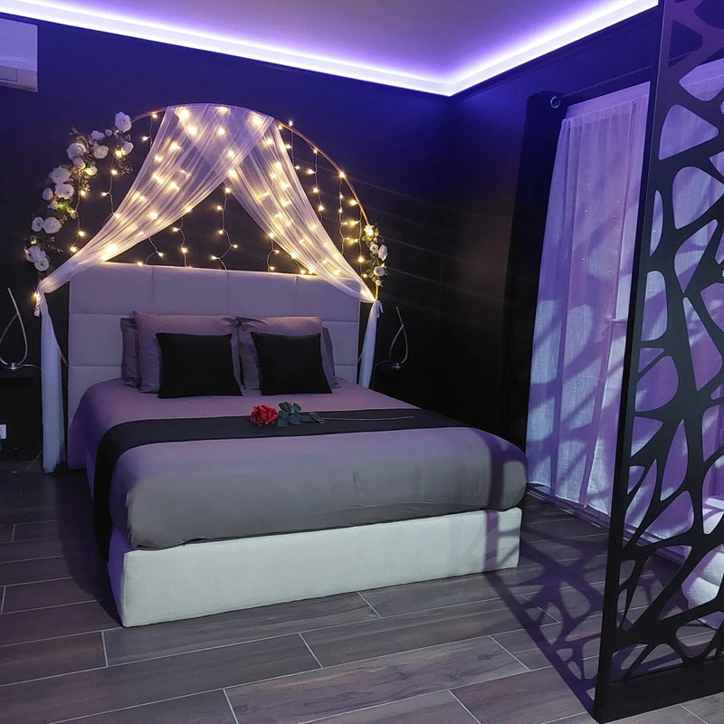 LA NUIT DES SECRETS - Love’nSpa - weekend en amoureux, love rooms avec spa ou jacuzzi privatif2 de LA NUIT DES SECRETS
