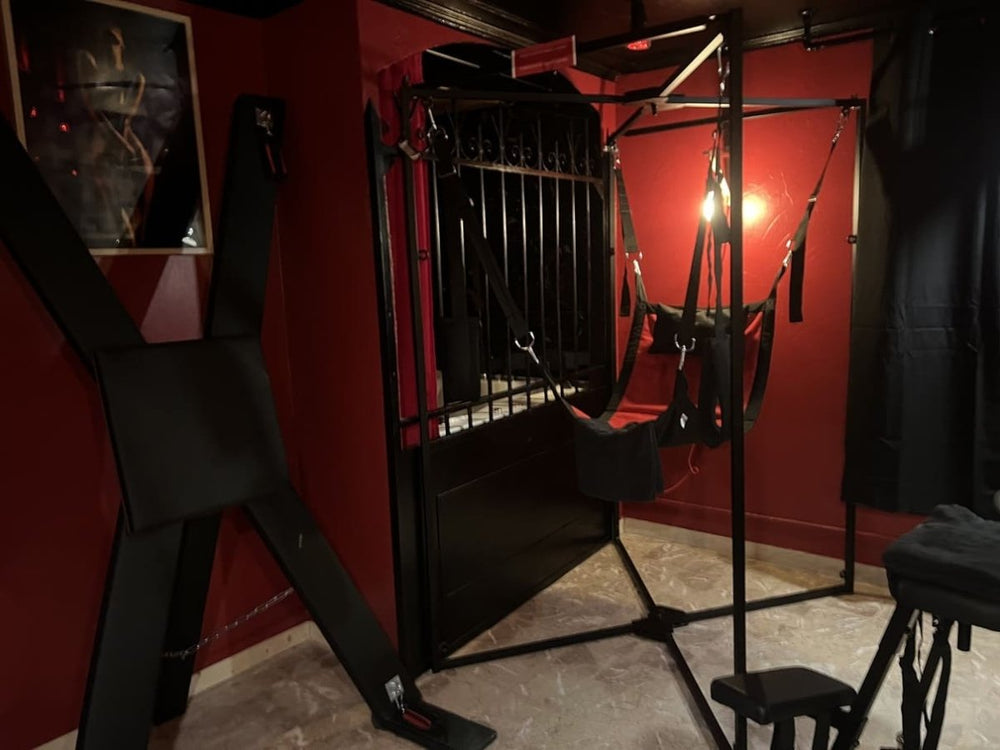 La parenthèse - 50 NUANCES DE PARENTHESES - Love’nSpa - weekend en amoureux, love rooms avec spa ou jacuzzi privatif7 de La parenthèse - 50 NUANCES DE PARENTHESES
