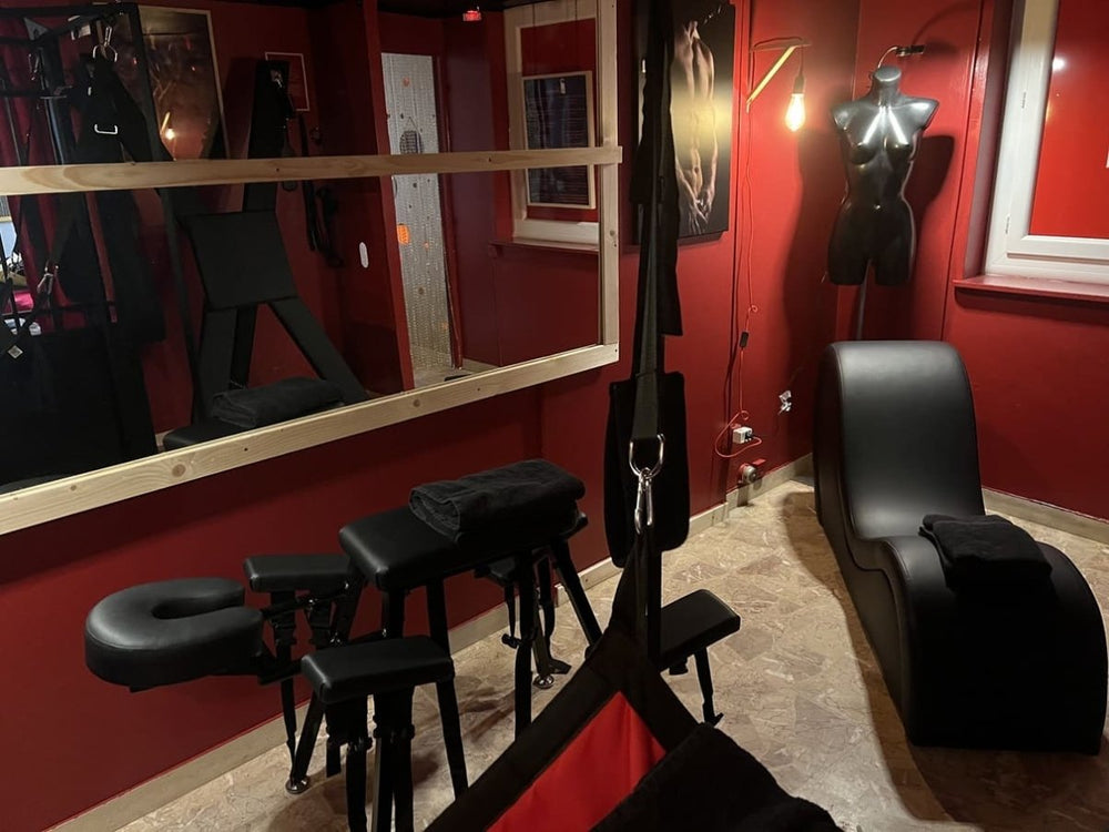 La parenthèse - 50 NUANCES DE PARENTHESES - Love’nSpa - weekend en amoureux, love rooms avec spa ou jacuzzi privatif3 de La parenthèse - 50 NUANCES DE PARENTHESES
