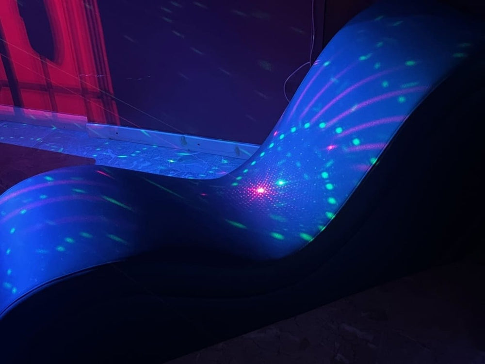 La parenthèse - 50 NUANCES DE PARENTHESES - Love’nSpa - weekend en amoureux, love rooms avec spa ou jacuzzi privatif15 de La parenthèse - 50 NUANCES DE PARENTHESES
