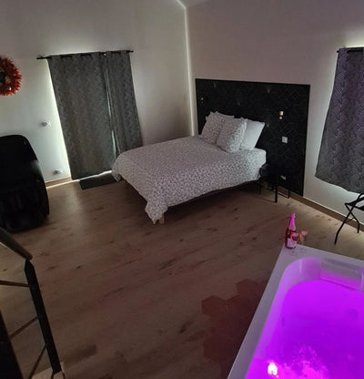 La Parenthèse Enchantée - Love’nSpa - weekend en amoureux, love rooms avec spa ou jacuzzi privatif