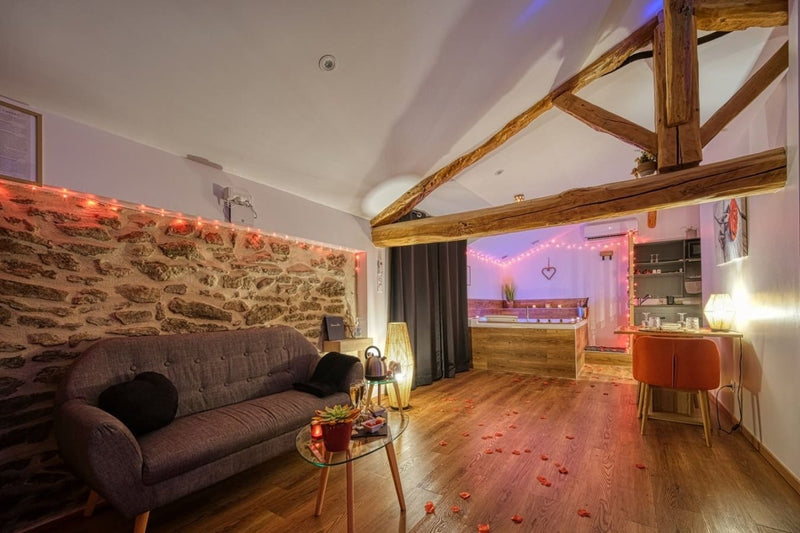 La Parenthèse Romantique - Love’nSpa - weekend en amoureux, love rooms avec spa ou jacuzzi privatif
