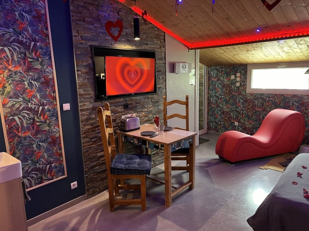 La parenthèse - ZEN - Love’nSpa - weekend en amoureux, love rooms avec spa ou jacuzzi privatif2 de La parenthèse - ZEN
