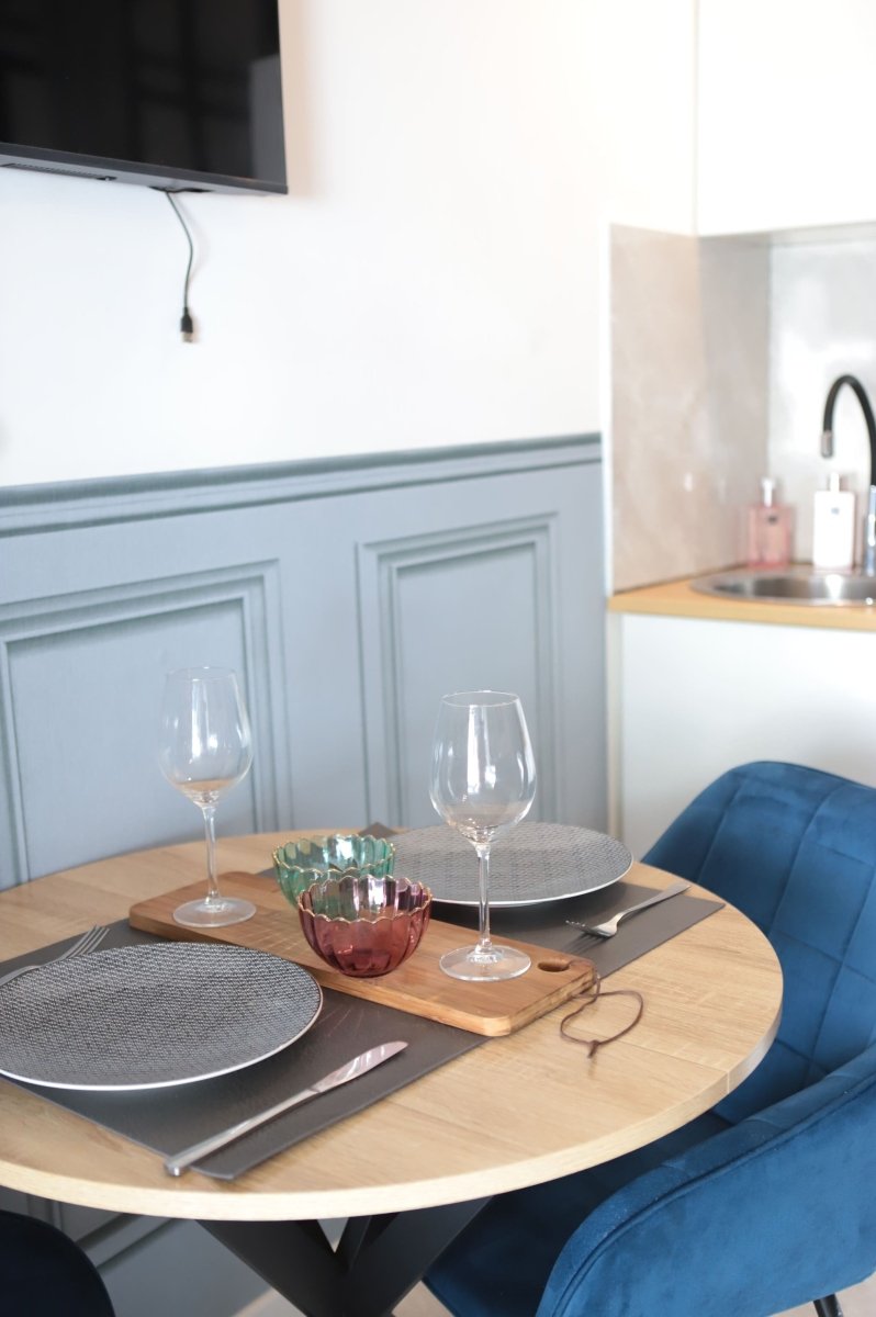 La Petite Suite - Love’nSpa - weekend en amoureux, love rooms avec spa ou jacuzzi privatif3 de La Petite Suite
