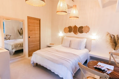 La Polissonne - Love’nSpa - weekend en amoureux, love rooms avec spa ou jacuzzi privatif