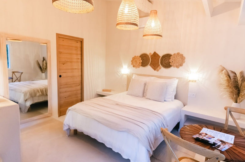 La Polissonne - Love’nSpa - weekend en amoureux, love rooms avec spa ou jacuzzi privatif