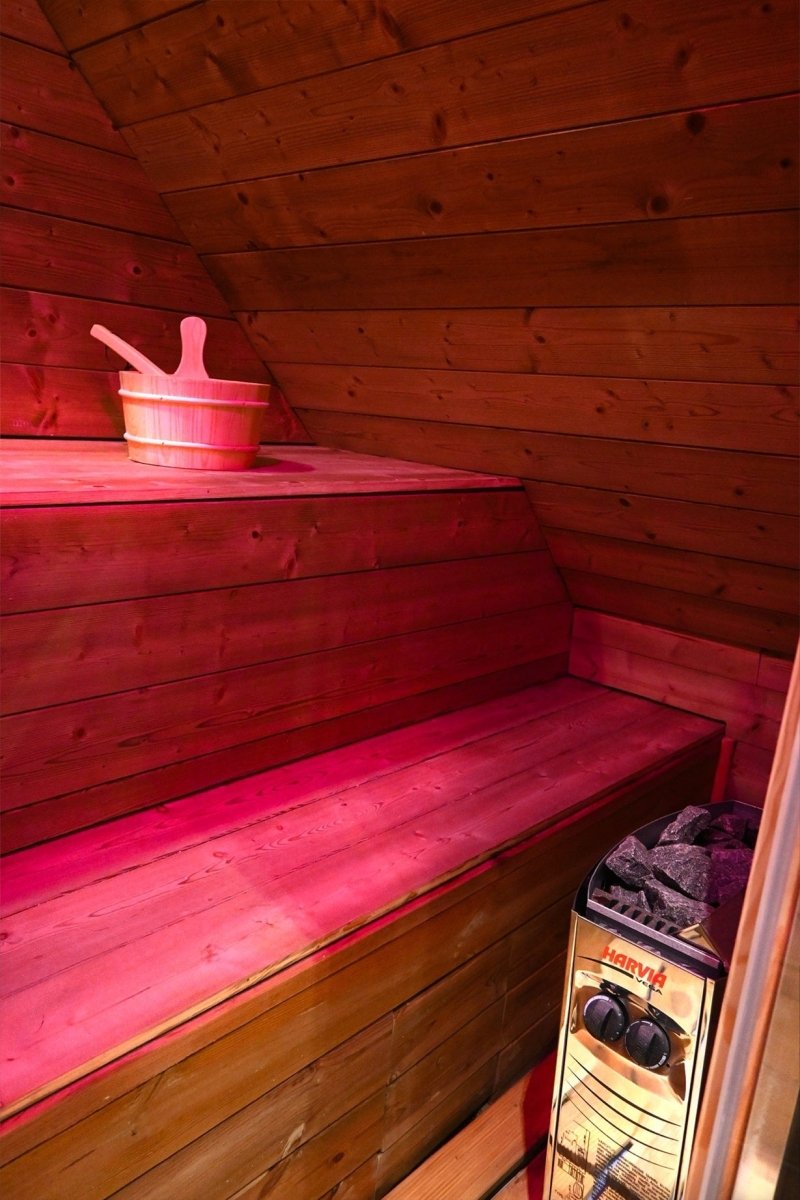 La Sainteny Touch - Love’nSpa - weekend en amoureux, love rooms avec spa ou jacuzzi privatif4 de La Sainteny Touch
