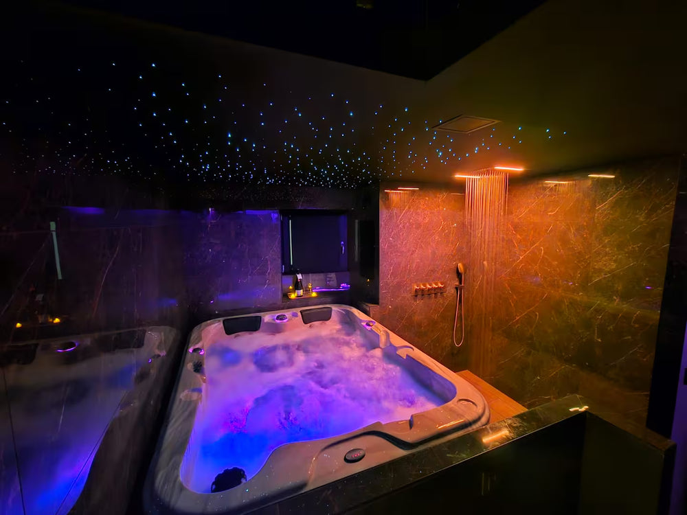 LA SECRETE ROOM - Love’nSpa - weekend en amoureux, love rooms avec spa ou jacuzzi privatif1 de LA SECRETE ROOM
