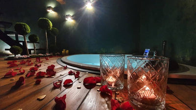 LA SUITE - Love’nSpa - weekend en amoureux, love rooms avec spa ou jacuzzi privatif