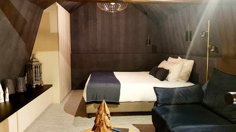 LA SUITE - Love’nSpa - weekend en amoureux, love rooms avec spa ou jacuzzi privatif2 de LA SUITE
