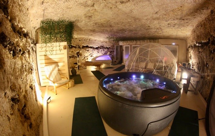 la suite des fouleries - Love’nSpa - weekend en amoureux, love rooms avec spa ou jacuzzi privatif3 de la suite des fouleries
